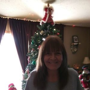 Meet your Posher, Stacy